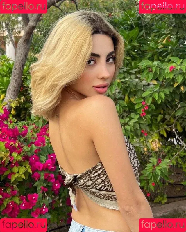 Sevinch Salmanova Onlyfans Photo Gallery 