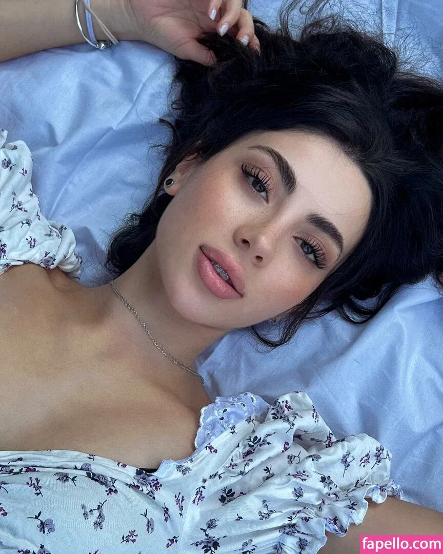 Sevinch Salmanova Onlyfans Photo Gallery 