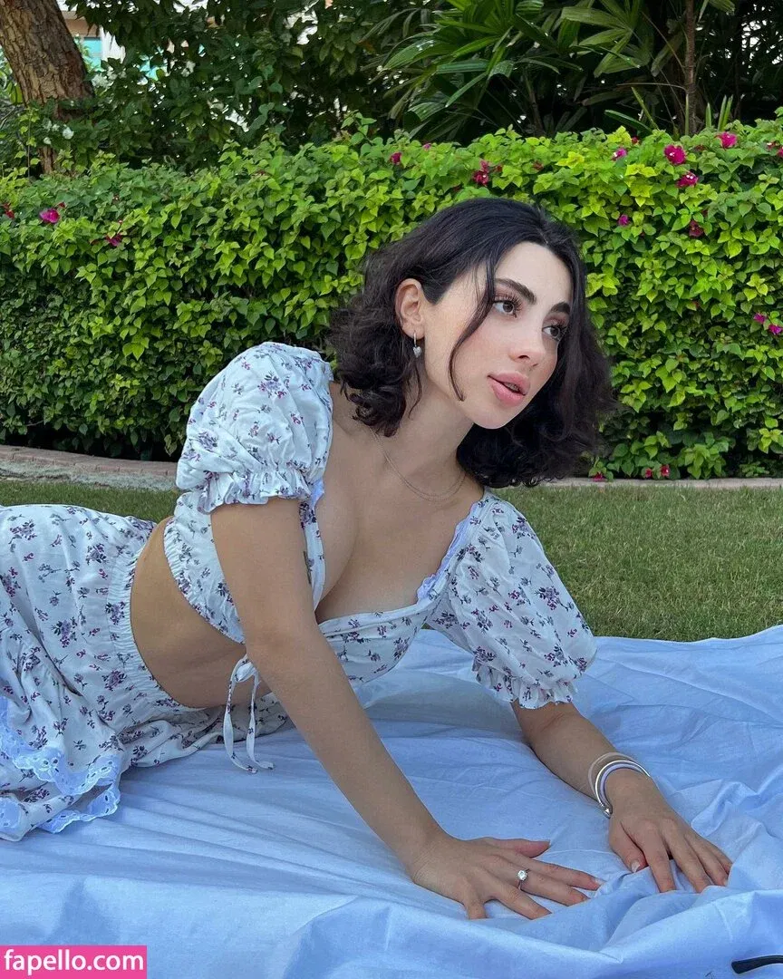 Sevinch Salmanova Onlyfans Photo Gallery 