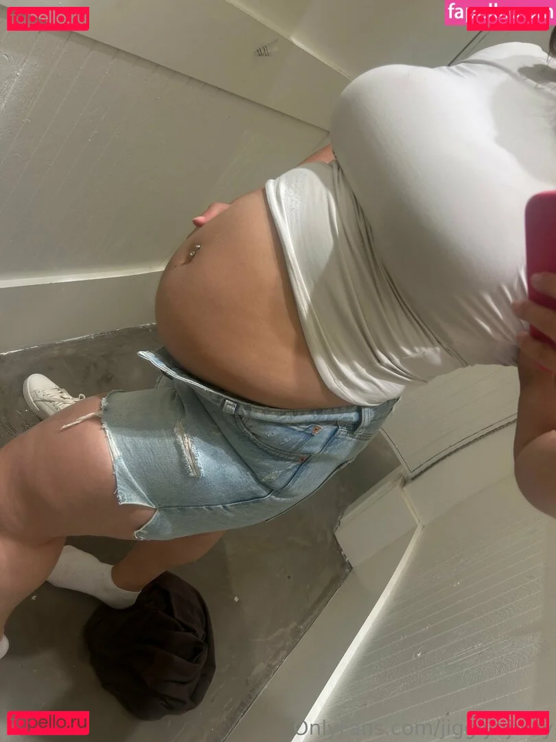 jigglynjuicy Onlyfans Photo Gallery 