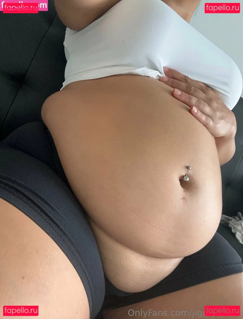 jigglynjuicy Onlyfans Photo Gallery 