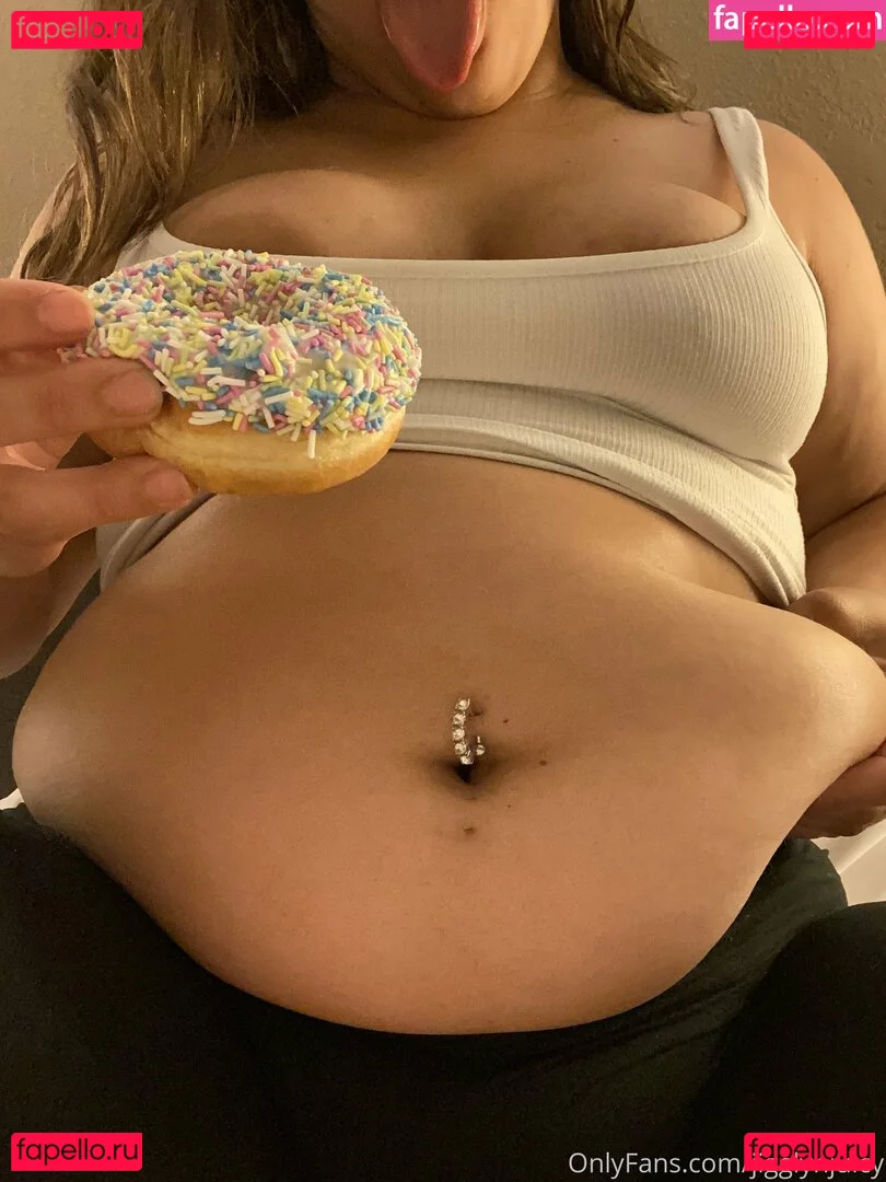 jigglynjuicy Onlyfans Photo Gallery 