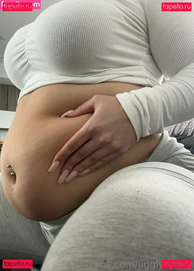 jigglynjuicy Onlyfans Photo Gallery 