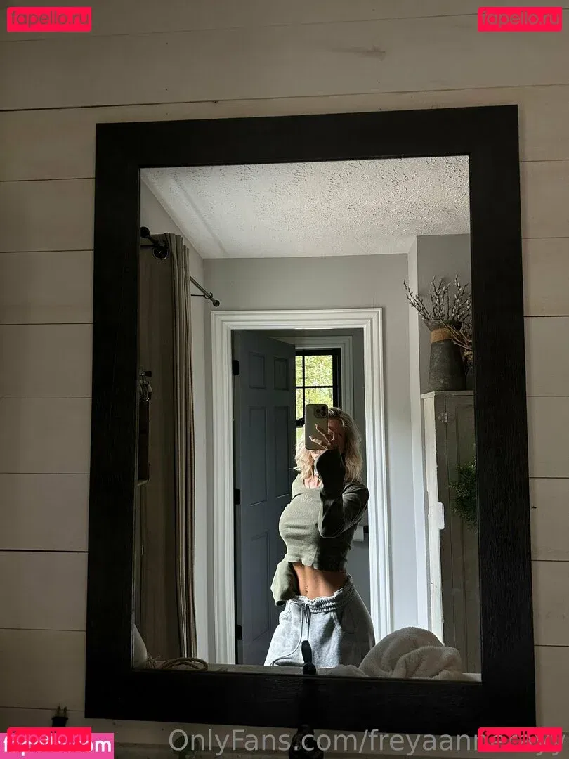 rayanneBTS Onlyfans Photo Gallery 