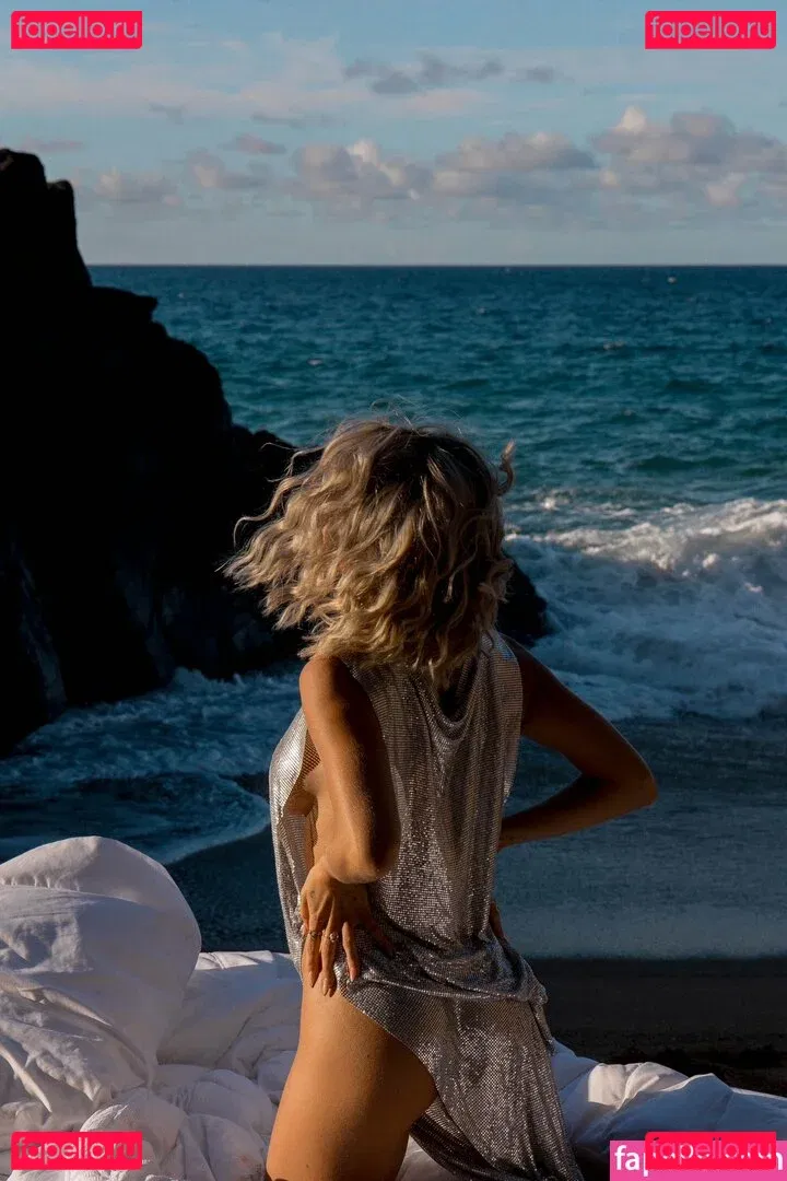 rayanneBTS Onlyfans Photo Gallery 