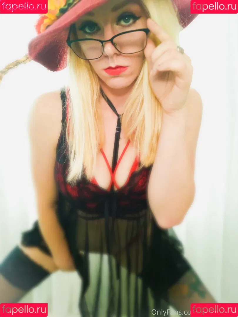 helamalibu Onlyfans Photo Gallery 