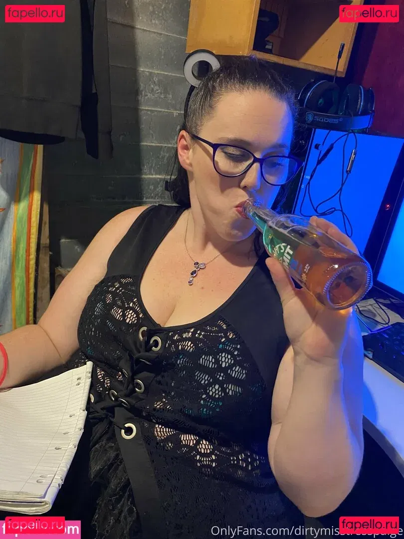 dirtymisstresspaige Onlyfans Photo Gallery 