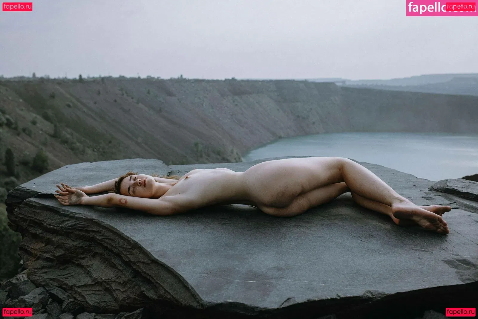 Petitesofi Onlyfans Photo Gallery 