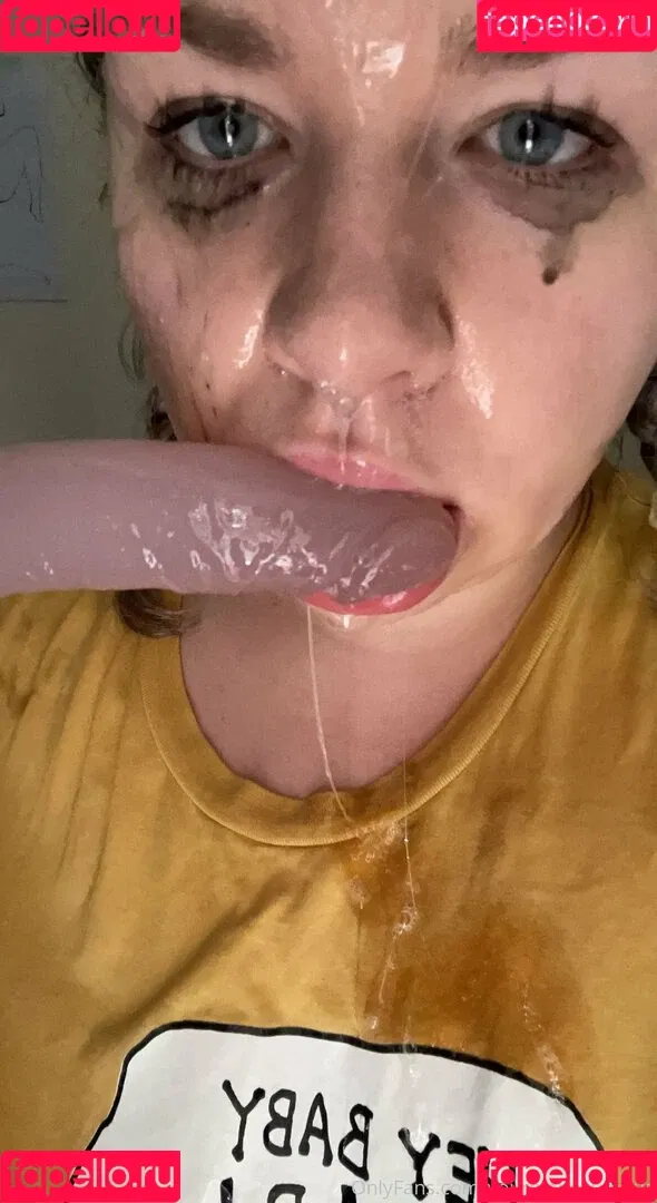 yourhippocumpus Onlyfans Photo Gallery 