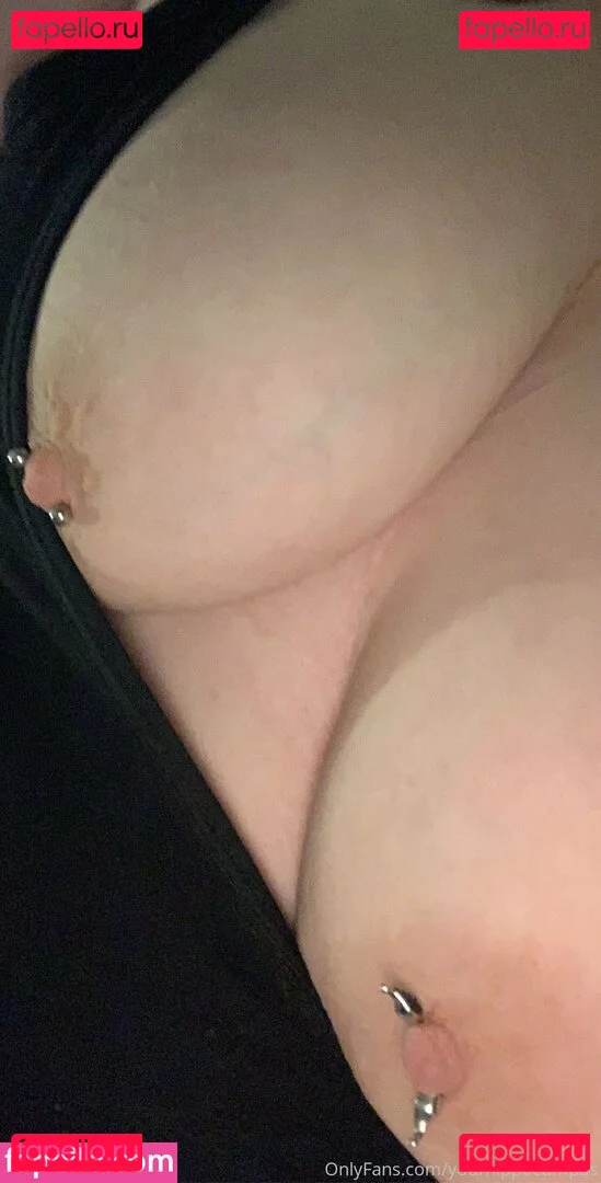 yourhippocumpus Onlyfans Photo Gallery 