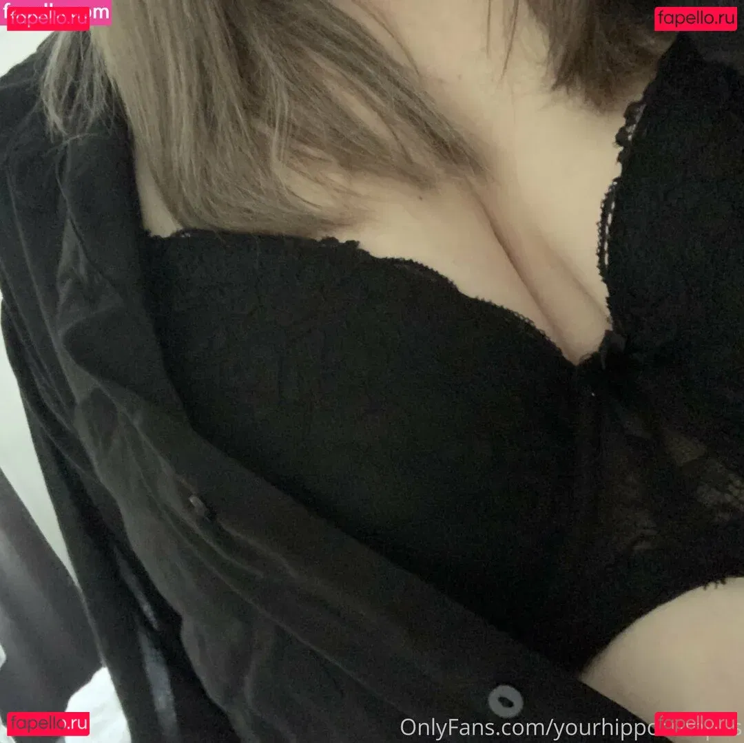 yourhippocumpus Onlyfans Photo Gallery 