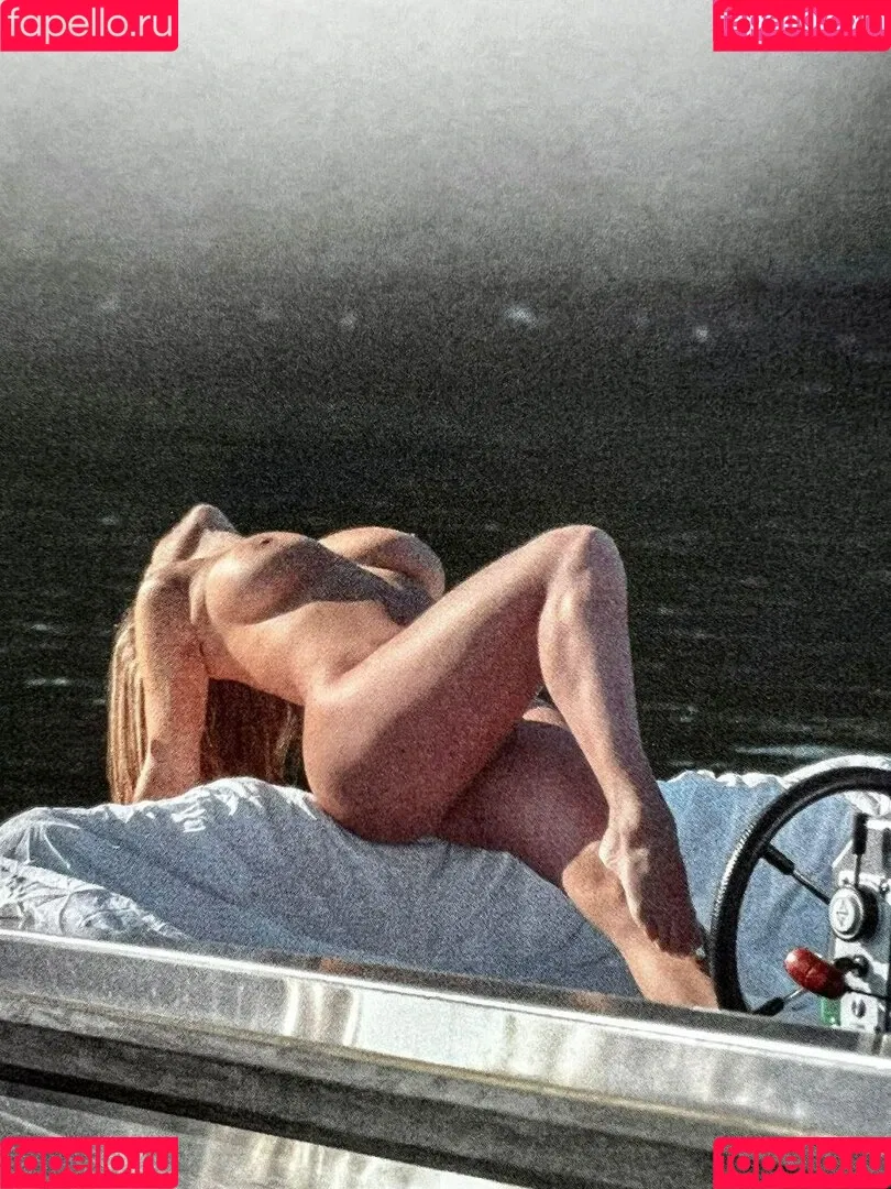 Luna Stevens Onlyfans Photo Gallery 