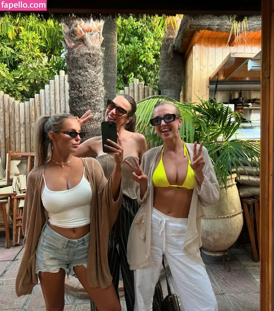 Luna Stevens Onlyfans Photo Gallery 