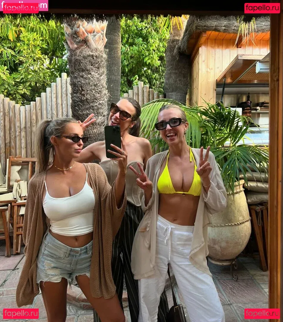 Luna Stevens Onlyfans Photo Gallery 