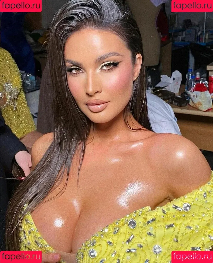 Oriola Marashi Onlyfans Photo Gallery 