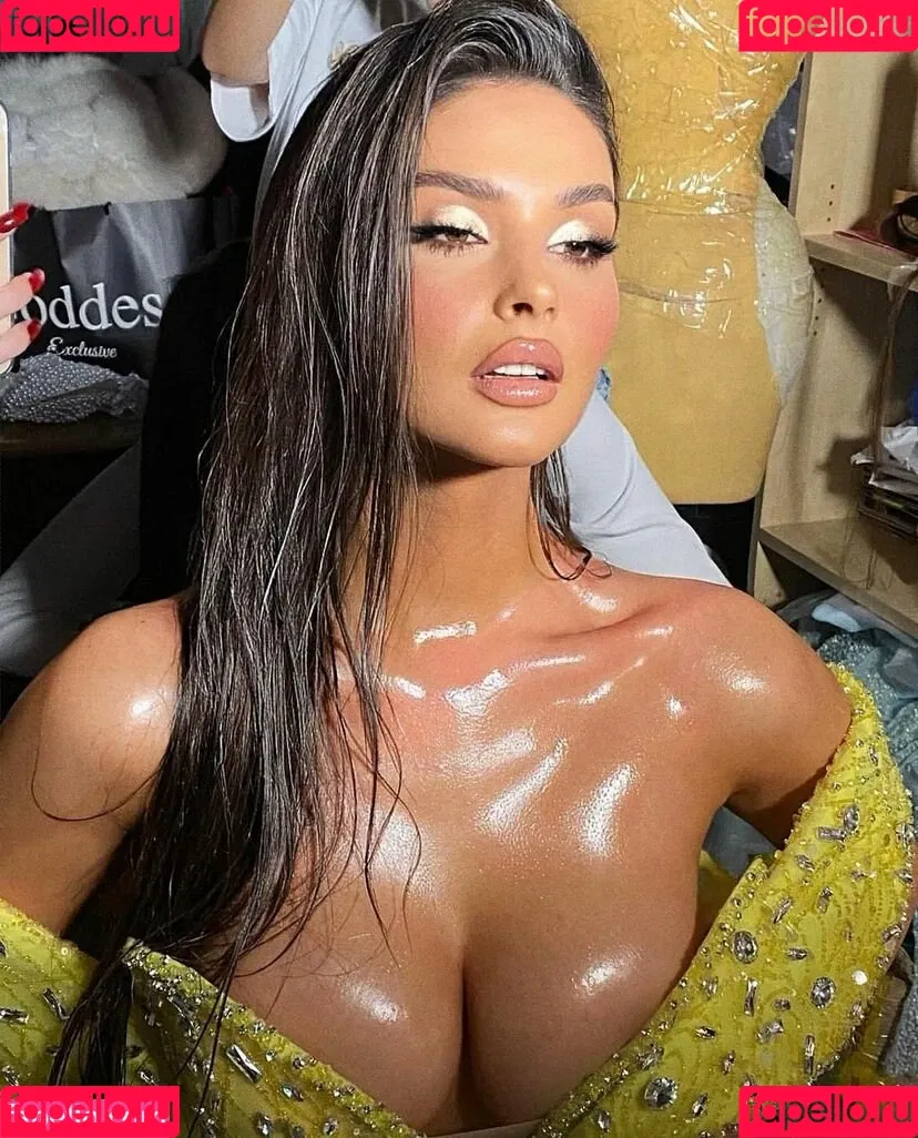 Oriola Marashi Onlyfans Photo Gallery 
