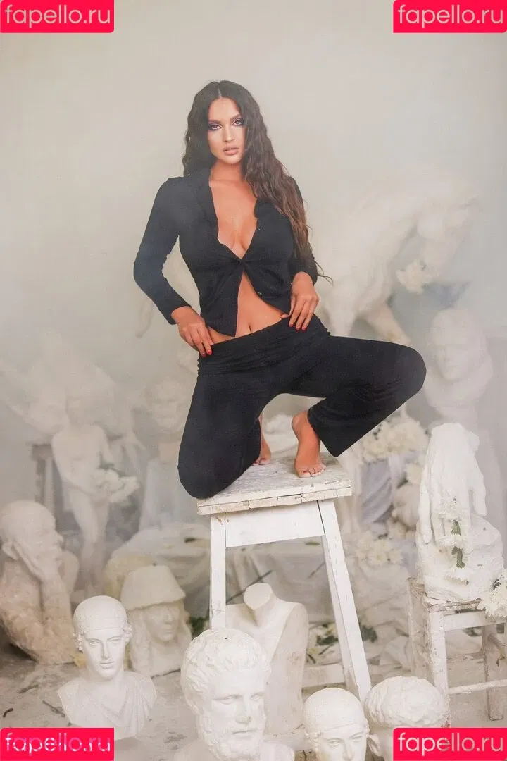 Oriola Marashi Onlyfans Photo Gallery 