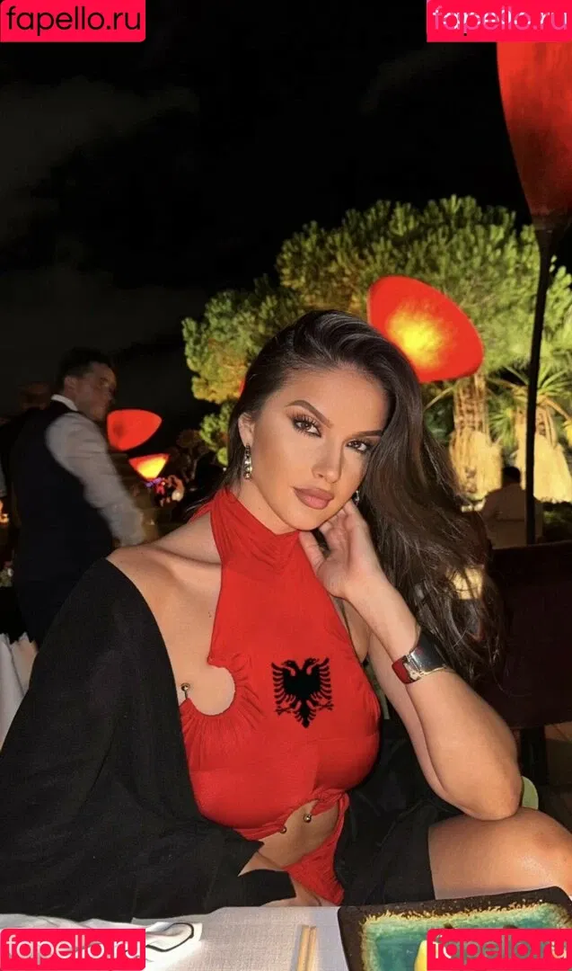 Oriola Marashi Onlyfans Photo Gallery 