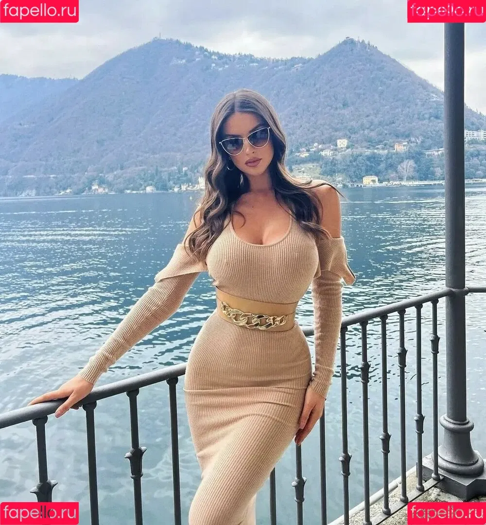 Oriola Marashi Onlyfans Photo Gallery 