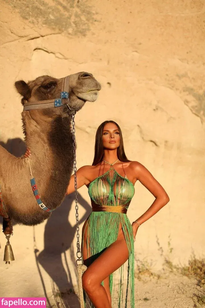 Oriola Marashi Onlyfans Photo Gallery 