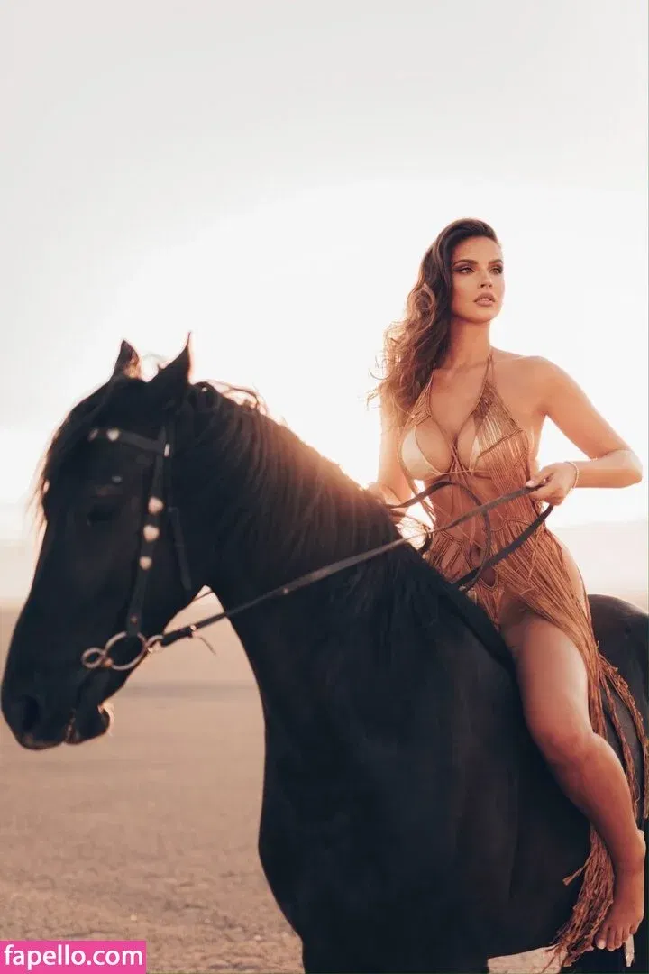 Oriola Marashi Onlyfans Photo Gallery 