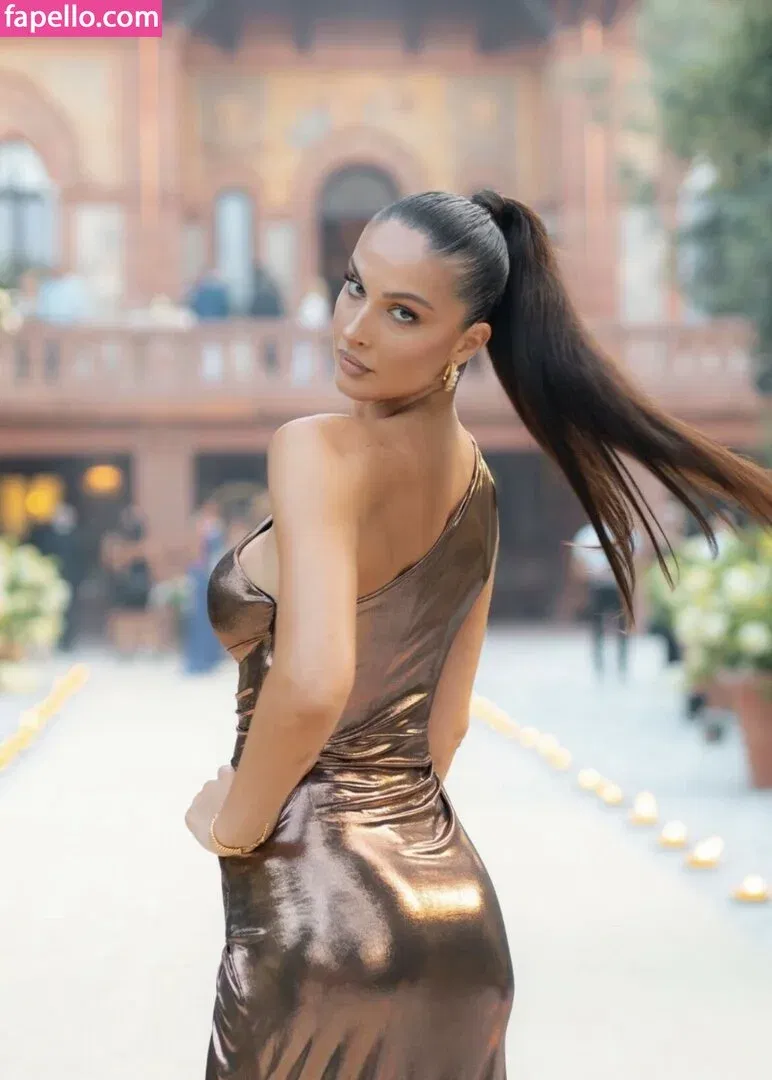 Oriola Marashi Onlyfans Photo Gallery 