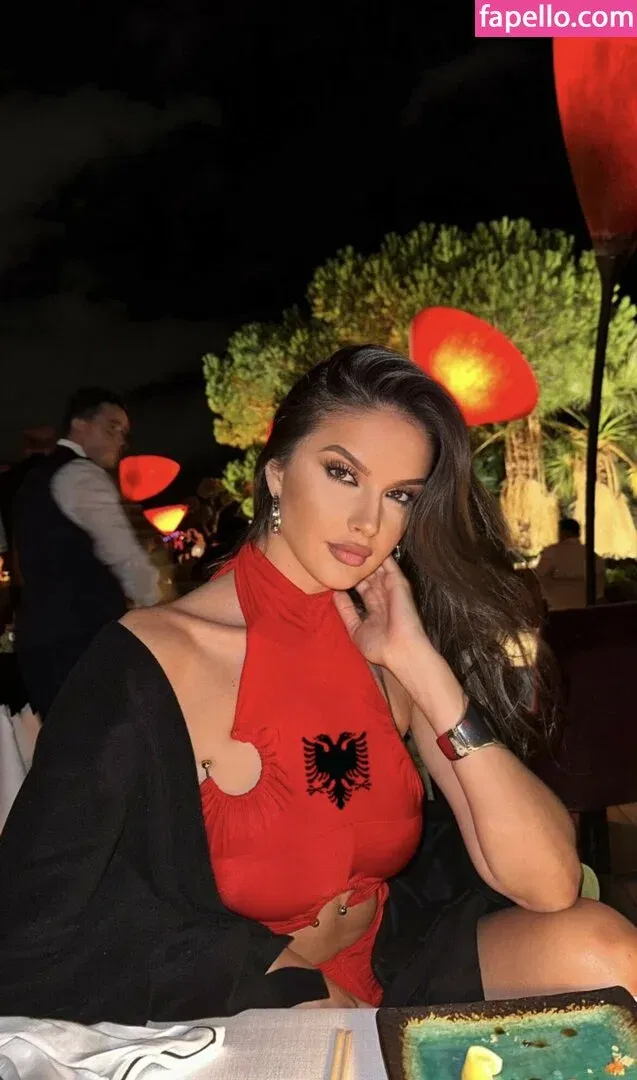 Oriola Marashi Onlyfans Photo Gallery 