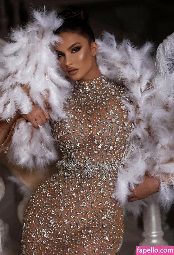 Oriola Marashi Onlyfans Photo Gallery 