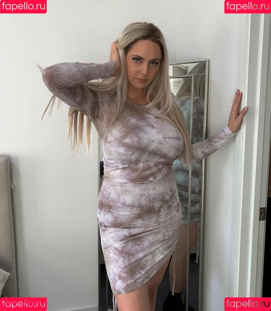 Rachel Elizabeth Onlyfans Photo Gallery 