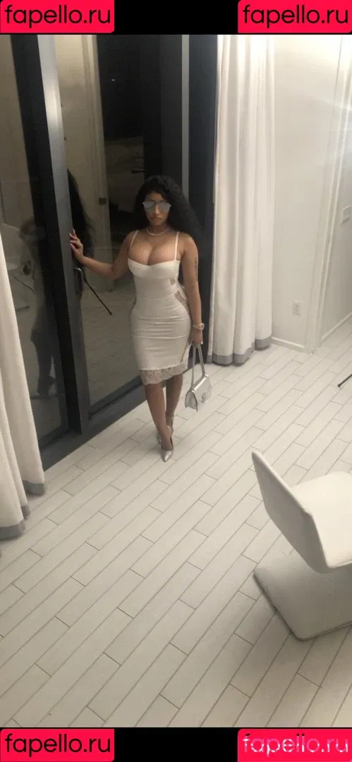 Nicki Minaj Onlyfans Photo Gallery 