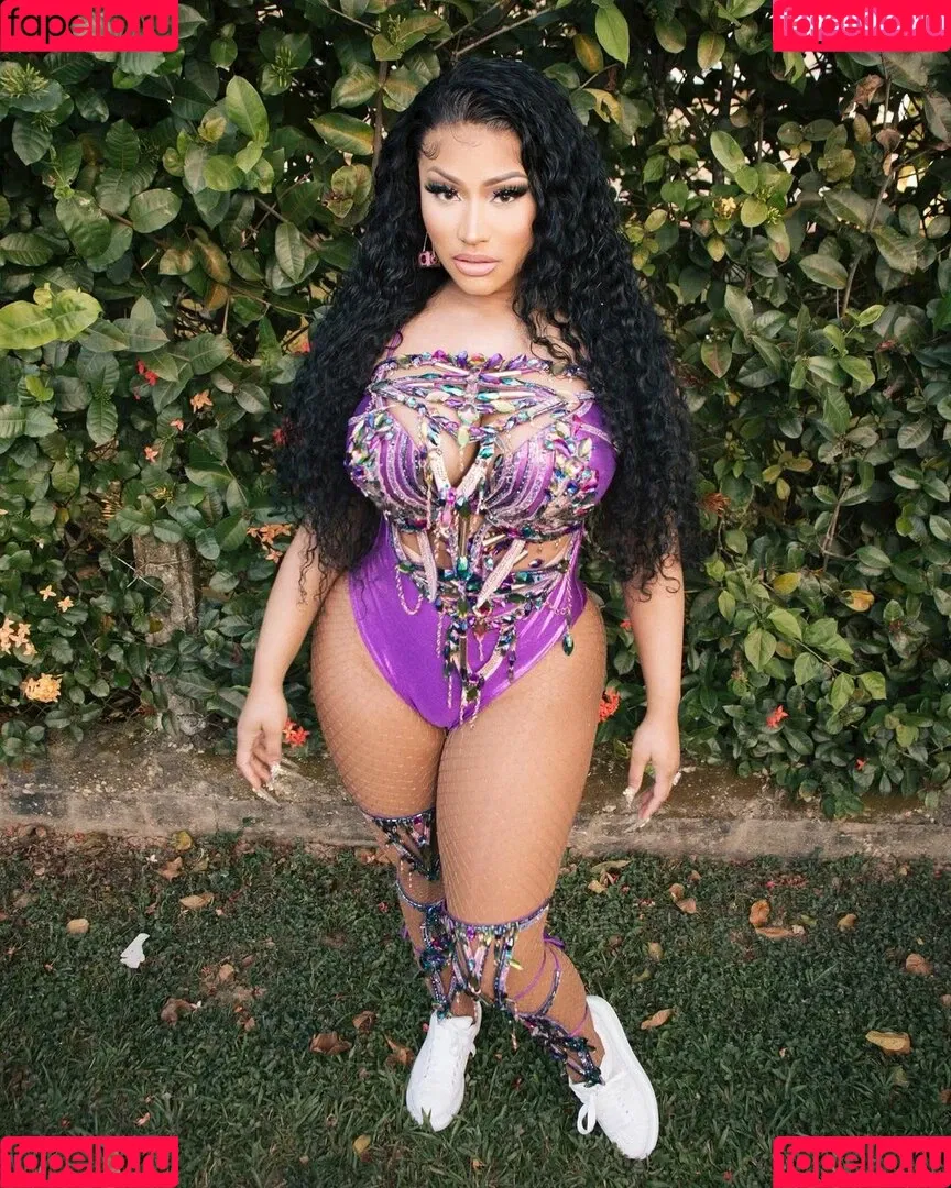 Nicki Minaj Onlyfans Photo Gallery 