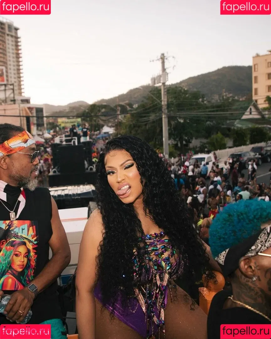 Nicki Minaj Onlyfans Photo Gallery 
