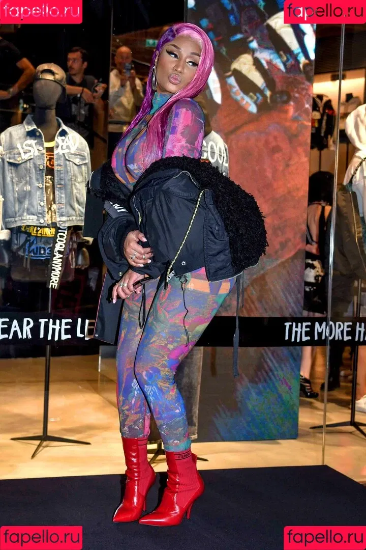Nicki Minaj Onlyfans Photo Gallery 