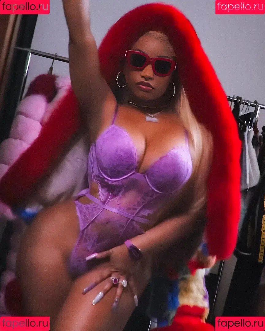 Nicki Minaj Onlyfans Photo Gallery 