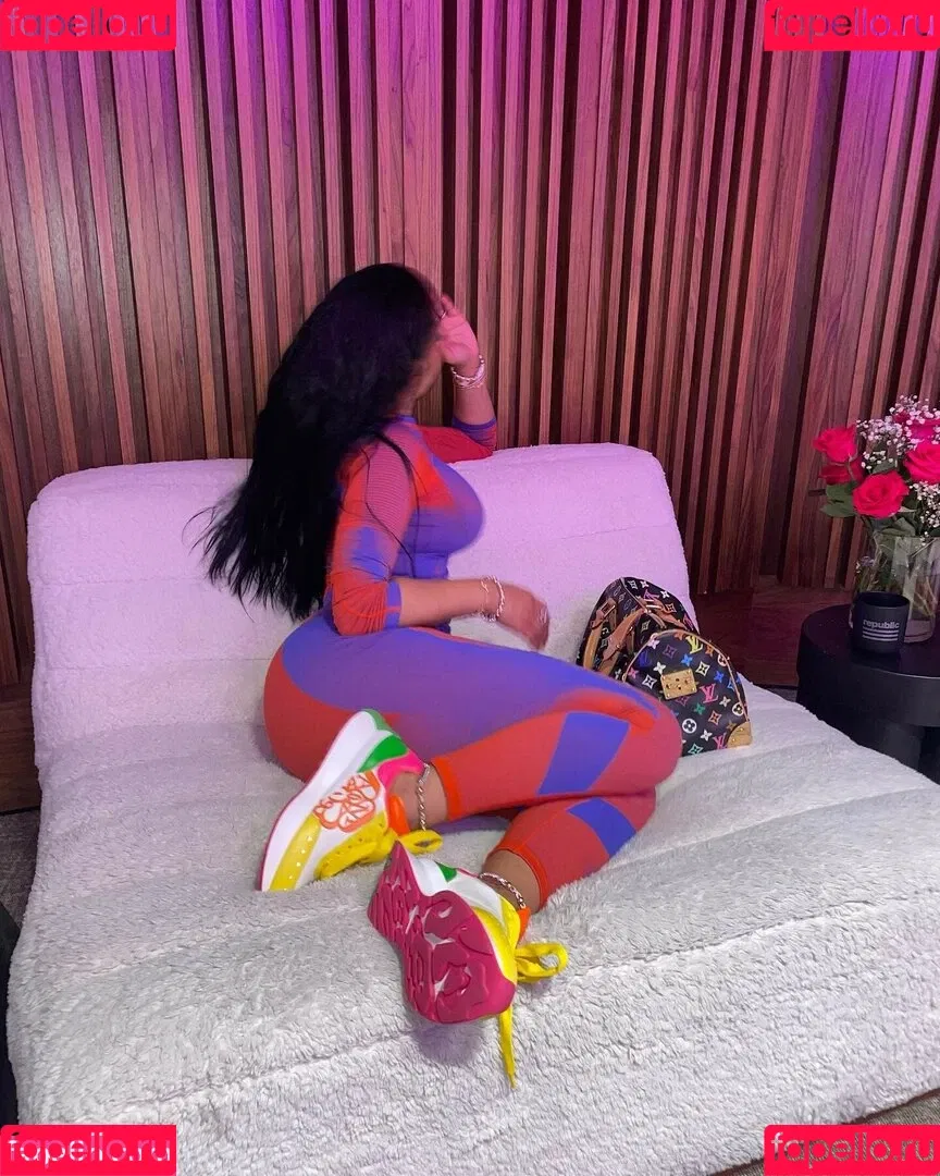 Nicki Minaj Onlyfans Photo Gallery 