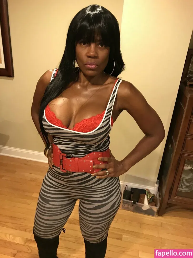 Raven Swallowz Onlyfans Photo Gallery 