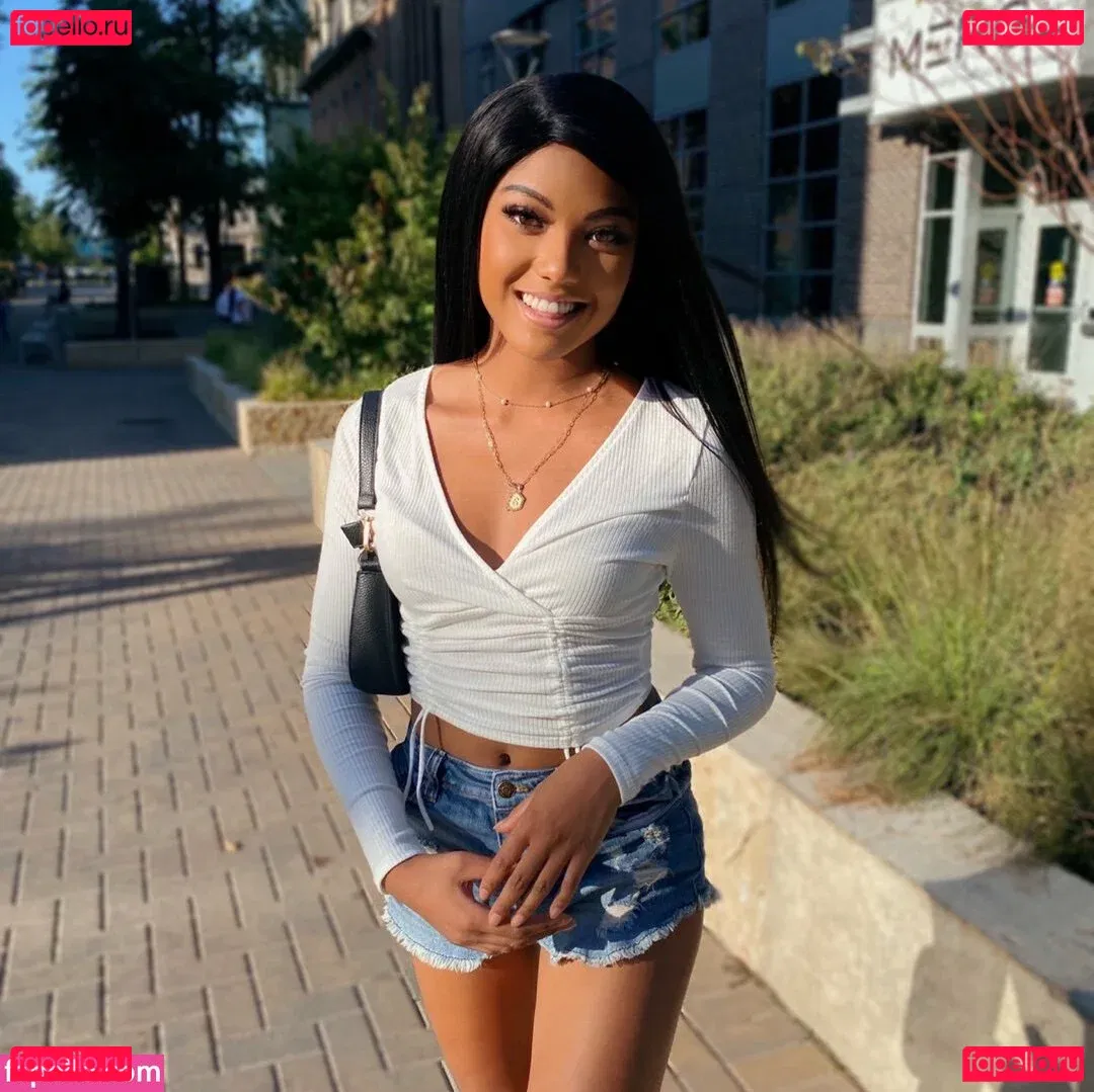 Sophievanmeter Onlyfans Photo Gallery 