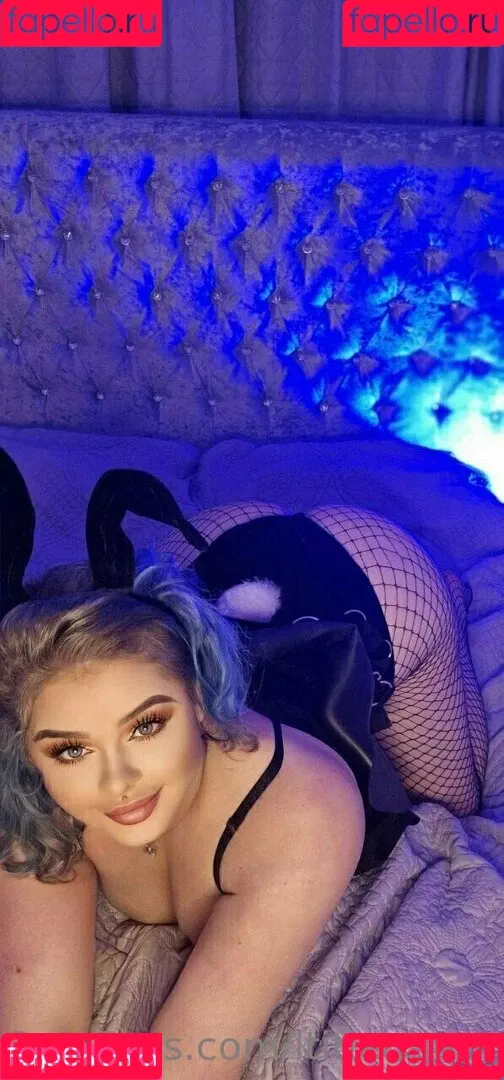 katherinebee Onlyfans Photo Gallery 