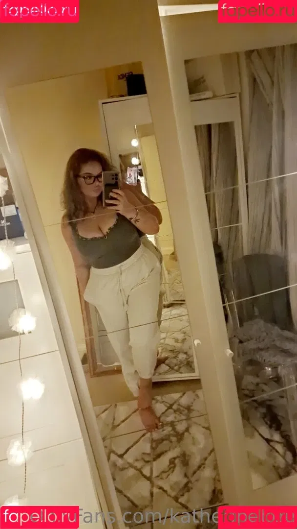 katherinebee Onlyfans Photo Gallery 