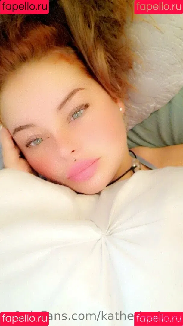 katherinebee Onlyfans Photo Gallery 