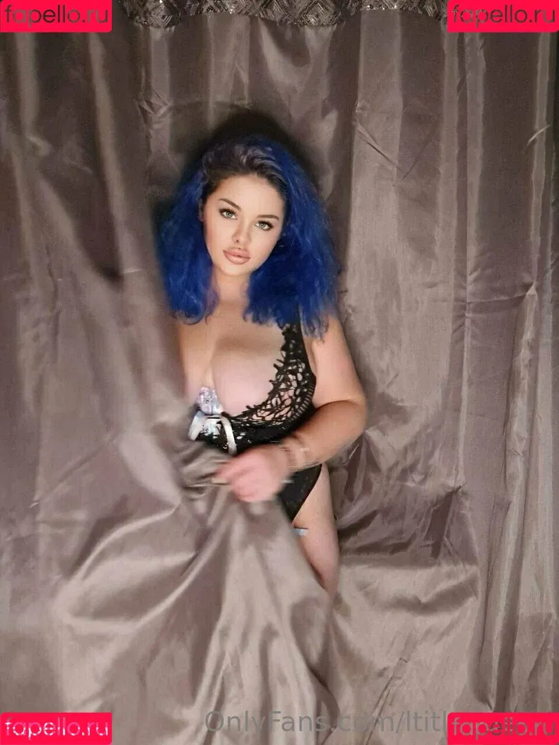katherinebee Onlyfans Photo Gallery 