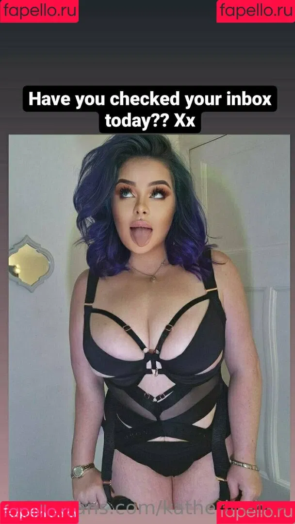 katherinebee Onlyfans Photo Gallery 