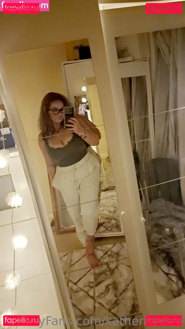 katherinebee Onlyfans Photo Gallery 