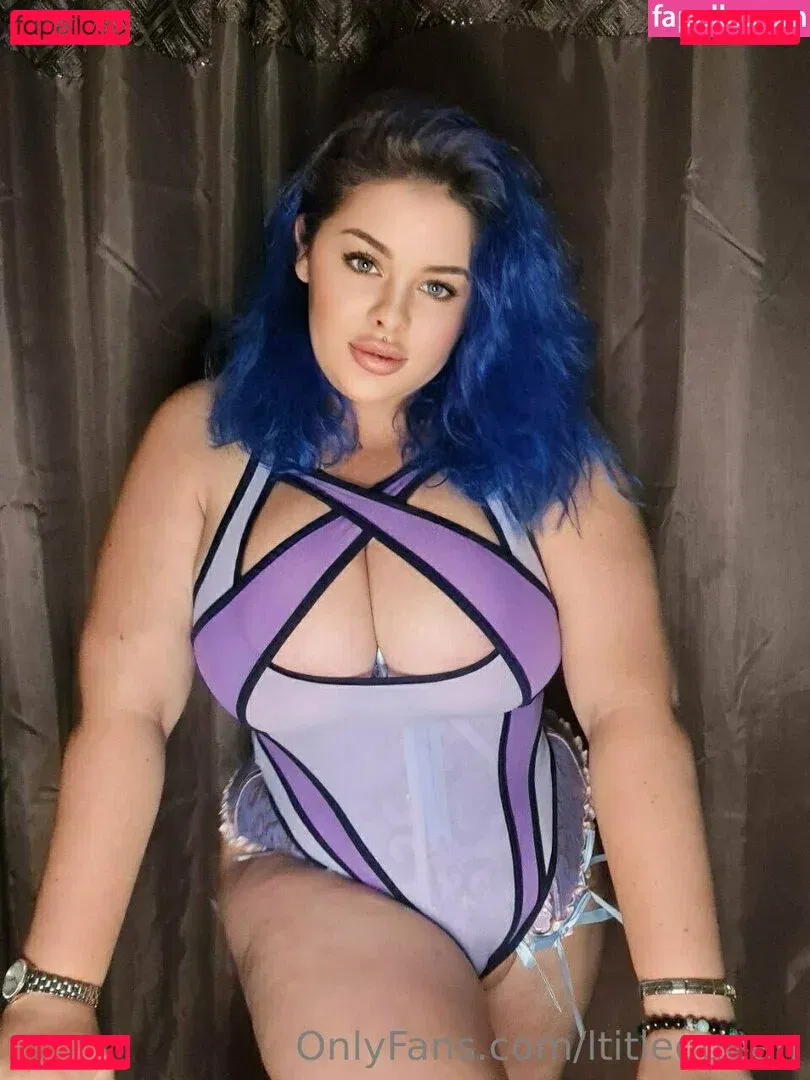 katherinebee Onlyfans Photo Gallery 