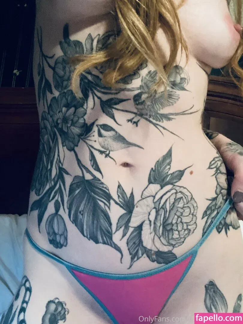 thepennyarcher Onlyfans Photo Gallery 