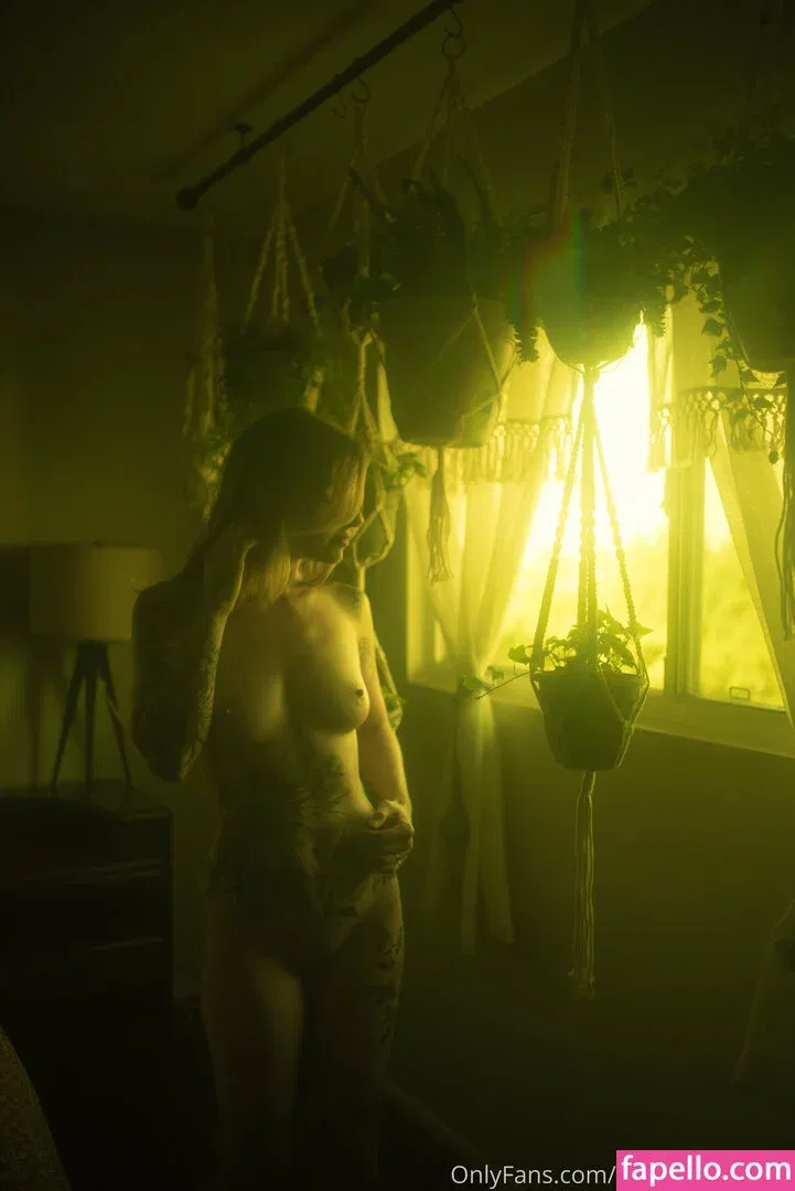 thepennyarcher Onlyfans Photo Gallery 