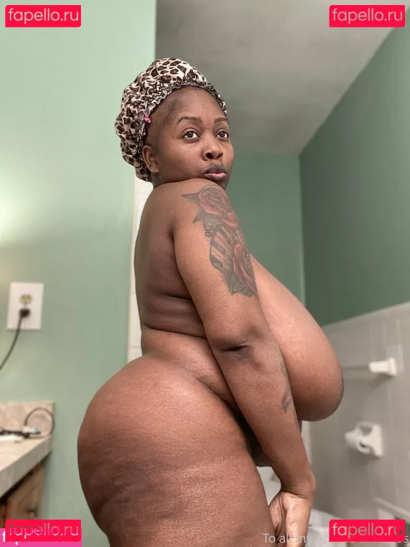 famousstarkmarie Onlyfans Photo Gallery 