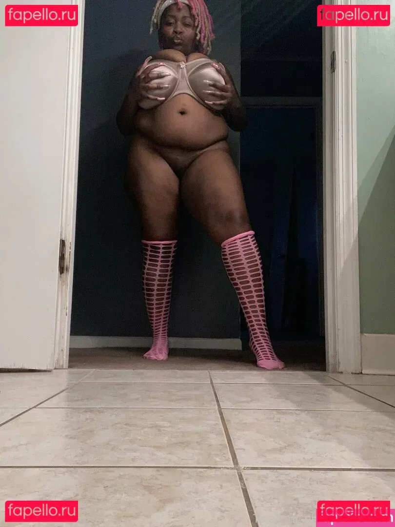 famousstarkmarie Onlyfans Photo Gallery 