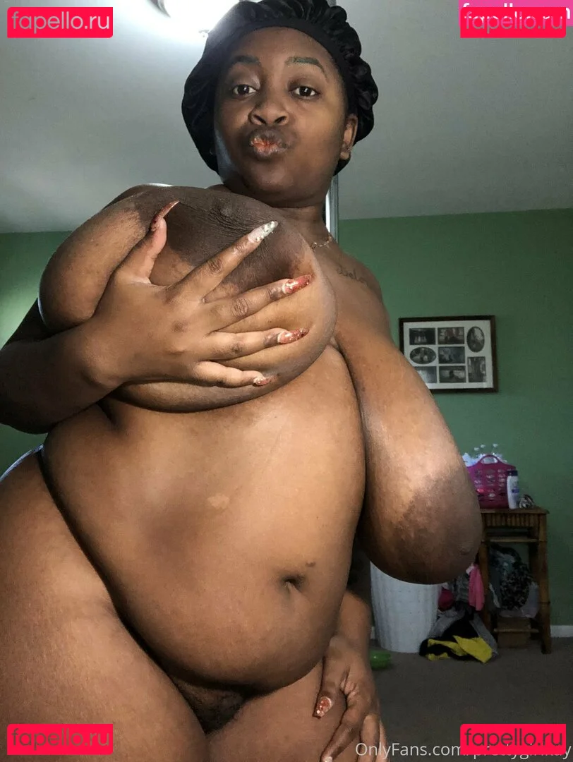 famousstarkmarie Onlyfans Photo Gallery 