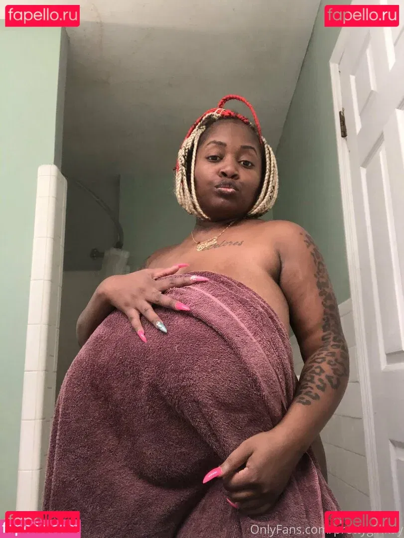 famousstarkmarie Onlyfans Photo Gallery 